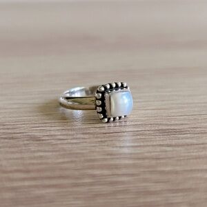 Silpada boho sterling silver women ring with pearl
